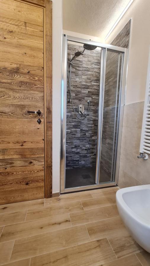 Casa Margherita Chambres D'Hotes & Spa Challand-Saint-Anselme Ngoại thất bức ảnh