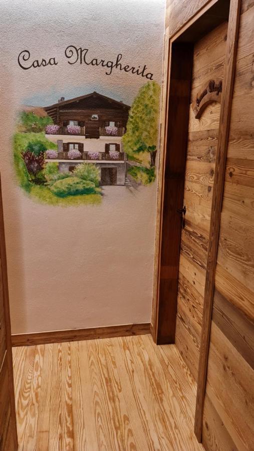 Casa Margherita Chambres D'Hotes & Spa Challand-Saint-Anselme Ngoại thất bức ảnh